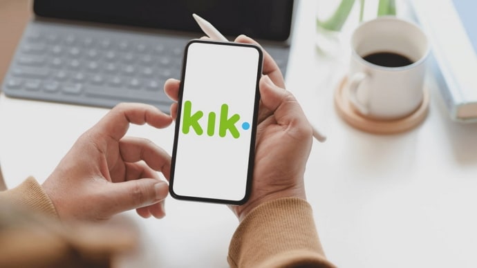 enviar una imagen de cámara en vivo falsa en kik
